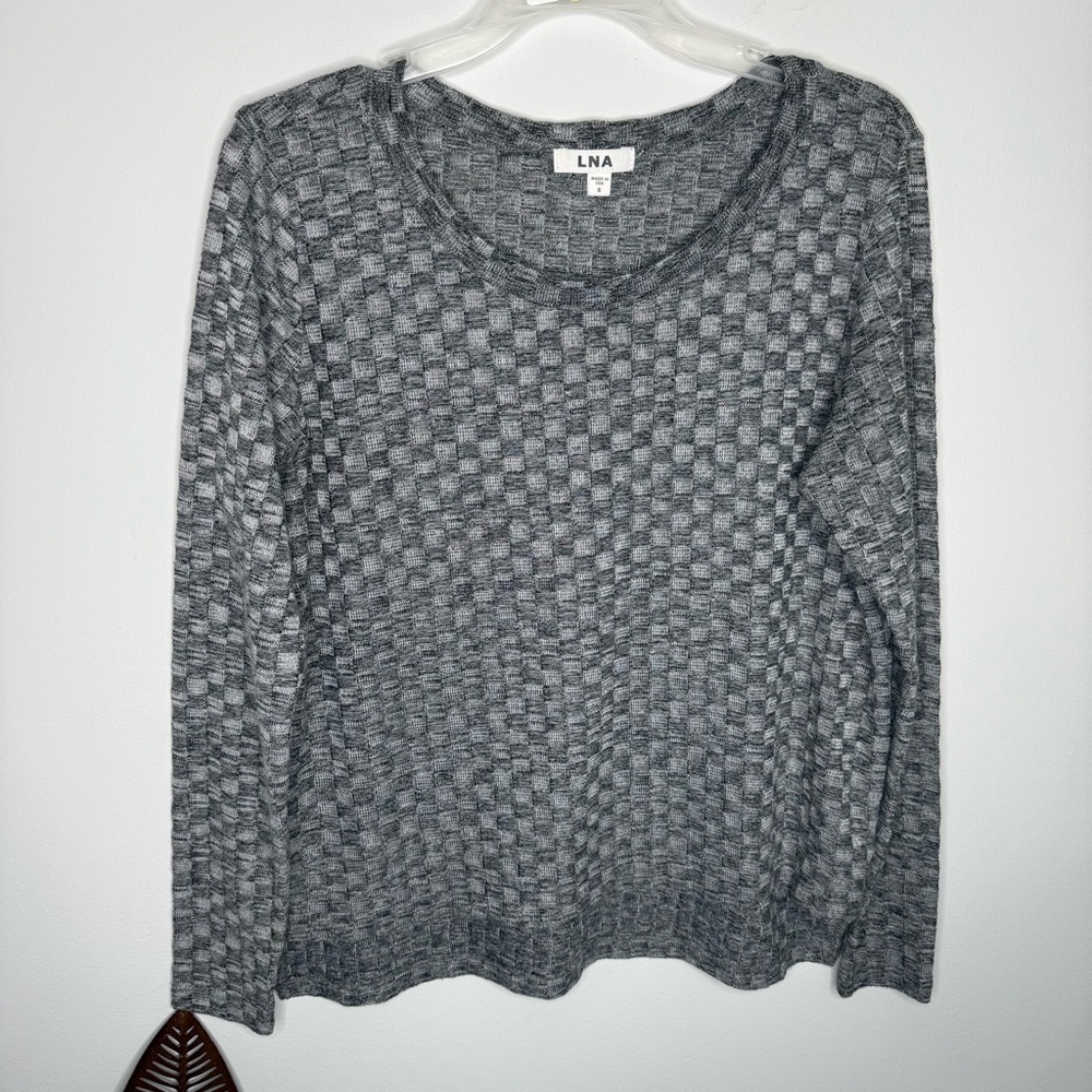 H5‎ LNA Gray Checkered Knit Long Sleeve Top